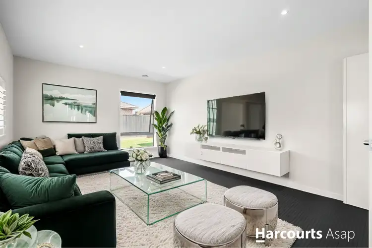 9 Jianni Way, Berwick VIC 3806