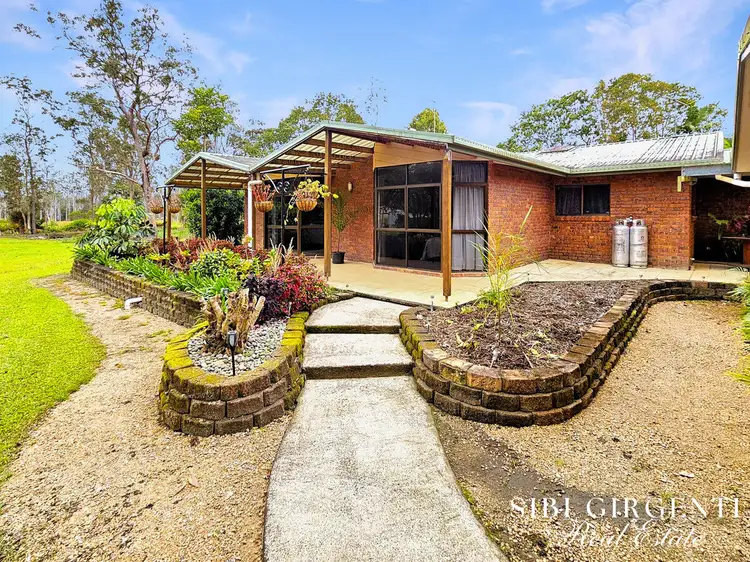 27 Carrington Road, Carrington QLD 4883