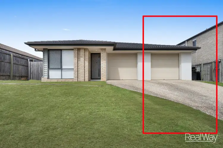 2/9 Essington Mews, Leichhardt QLD 4305