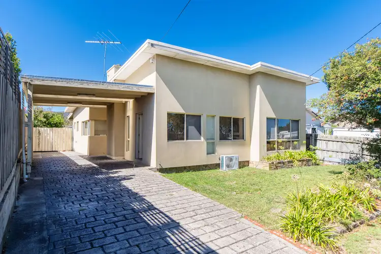 13 Jetty Road, Rosebud VIC 3939