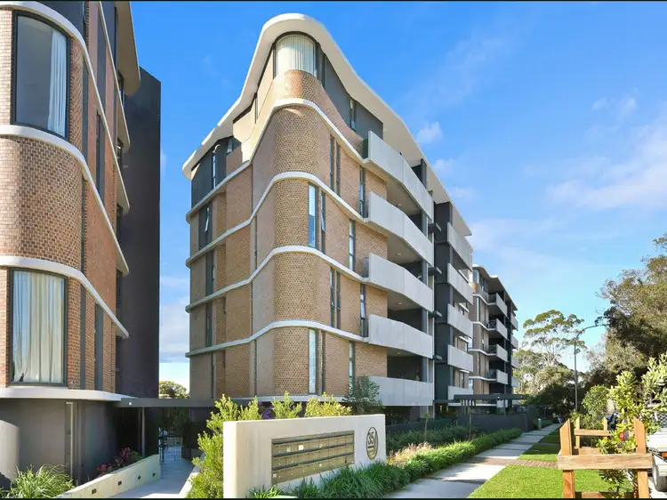 33 The Grand Parade