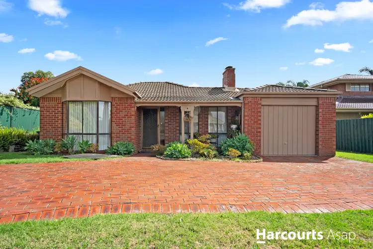16 Hamstead Court