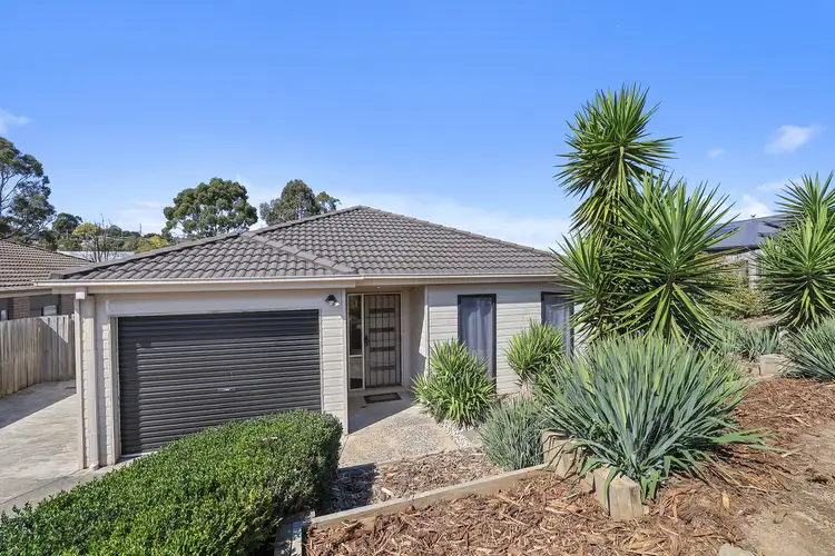 8 Audra Place, Warragul VIC 3820