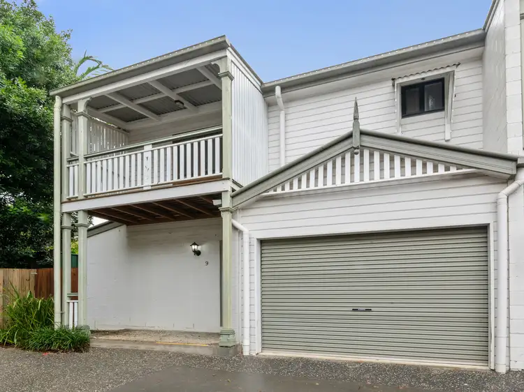 9/2 Tees Street, Yeerongpilly QLD 4105