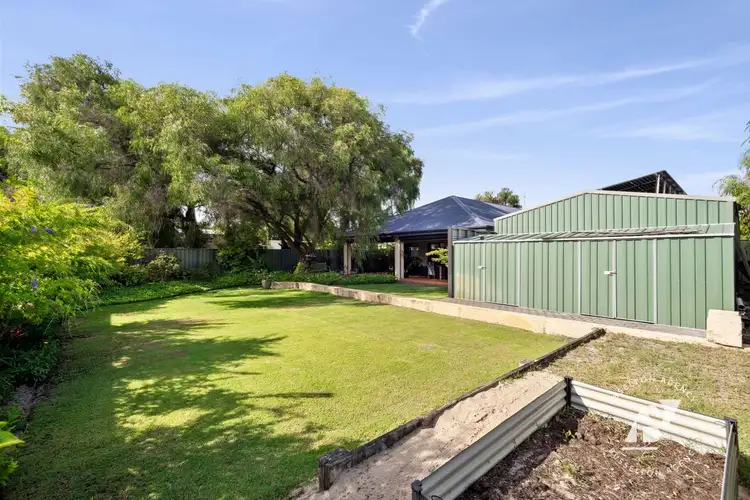 15 Roberts Road, Abbey WA 6280