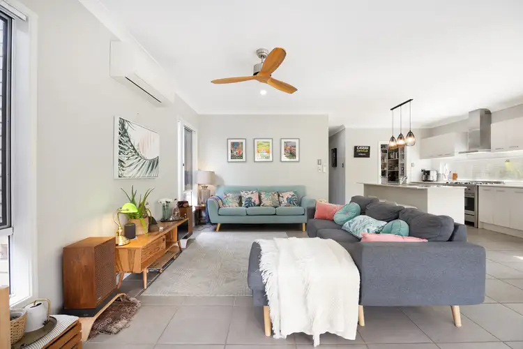 Fifth view of Homely house listing, 2 Isobel Street, Clontarf QLD 4019