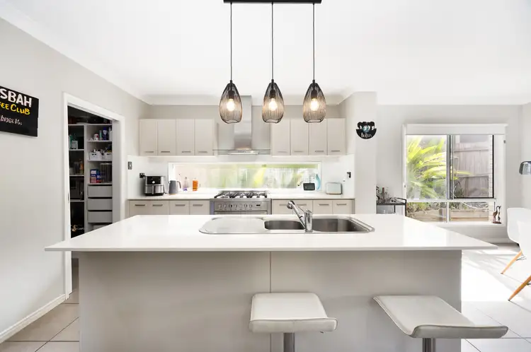 Sixth view of Homely house listing, 2 Isobel Street, Clontarf QLD 4019
