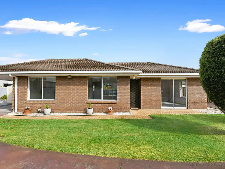 Second view of Homely villa listing, 2/8 Lincoln Street, Lindisfarne TAS 7015