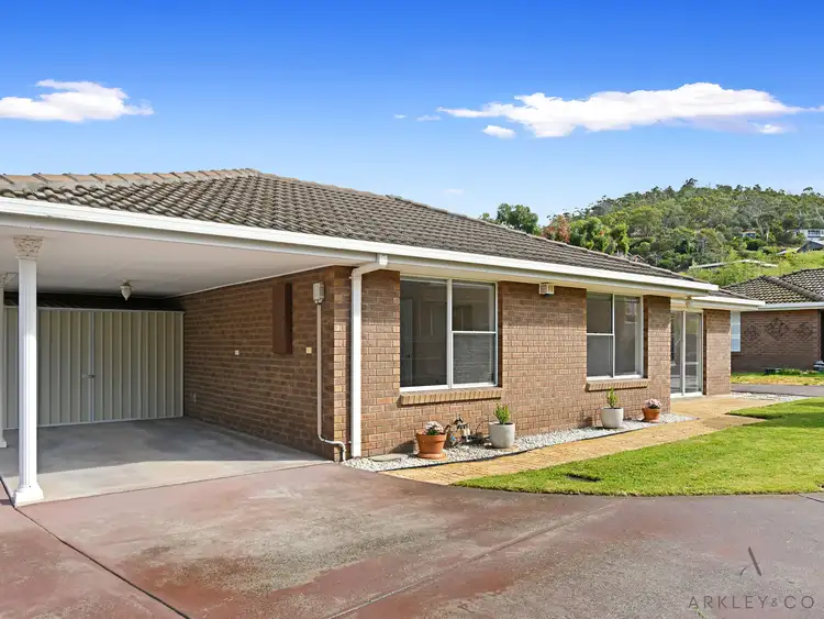 Fourth view of Homely villa listing, 2/8 Lincoln Street, Lindisfarne TAS 7015