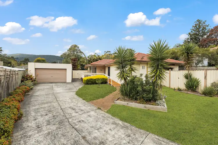 Second view of Homely house listing, 5 Aringa Court, Ferntree Gully VIC 3156