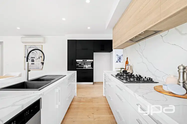 Main view of Homely townhouse listing, 2/2a Pengana Street, Rosebud VIC 3939