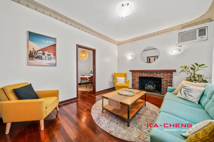 11A Croesus Street, Morley WA 6062