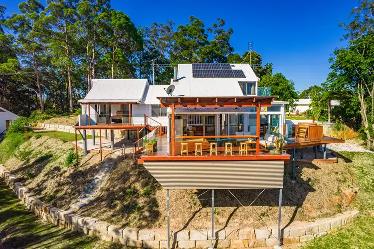 16 Athelstan Terrace, Tomewin NSW 2484