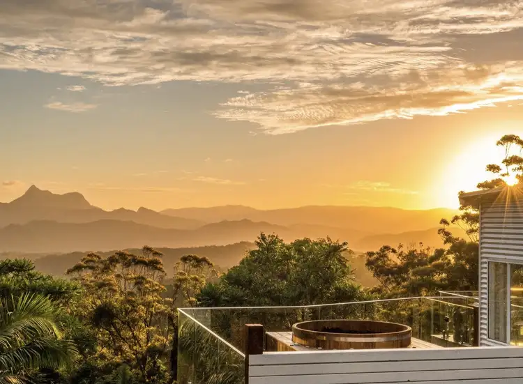 16 Athelstan Terrace, Tomewin NSW 2484
