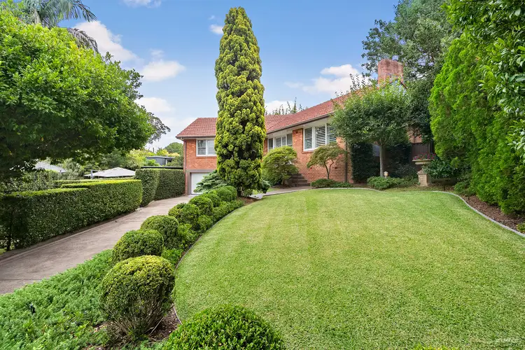 14 Beverley Crescent