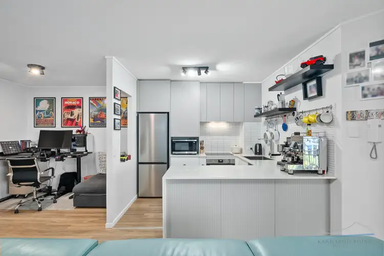 Sixth view of Homely apartment listing, 33/15 Goodwin Street, Kangaroo Point QLD 4169