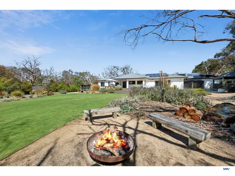 17 Stringybark Drive