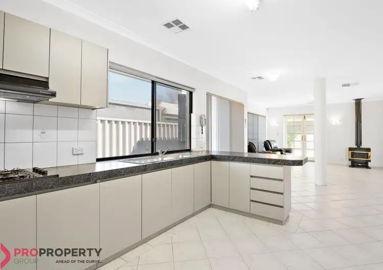 Fifth view of Homely house listing, 18 Tahoe Close, Thornlie WA 6108
