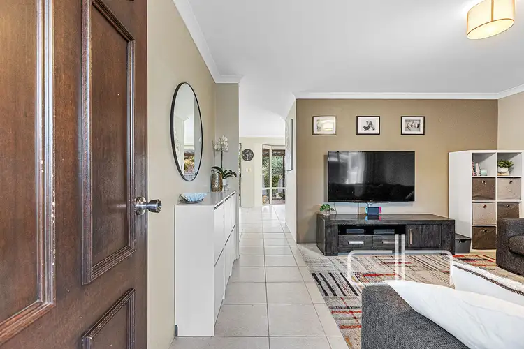 Sixth view of Homely house listing, 8 Freyler Court, Alexander Heights WA 6064
