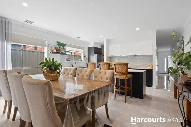 Second view of Homely house listing, 32 Positano Circuit, Berwick VIC 3806