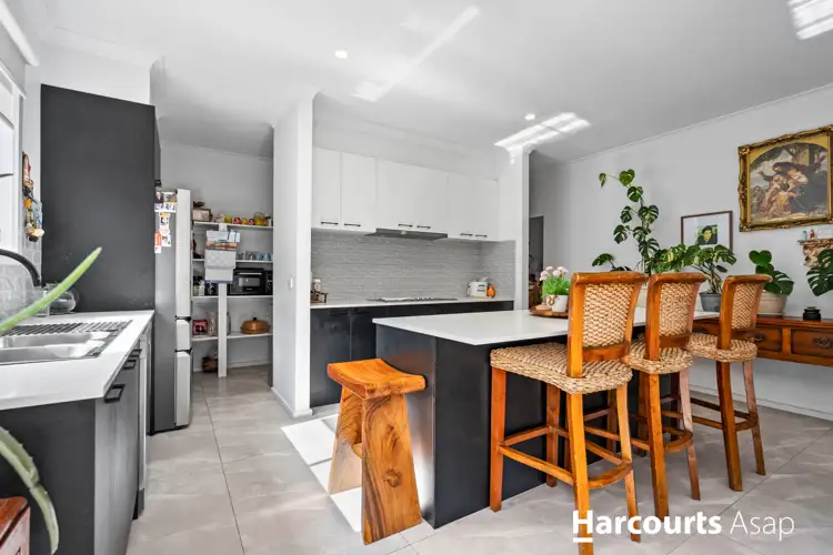 Third view of Homely house listing, 32 Positano Circuit, Berwick VIC 3806