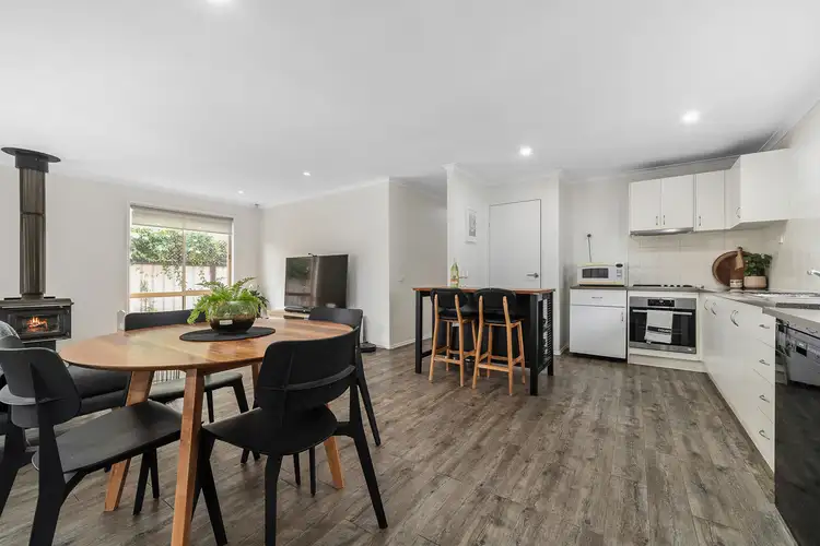 Second view of Homely house listing, 5 Lavender Lane, Carrum Downs VIC 3201