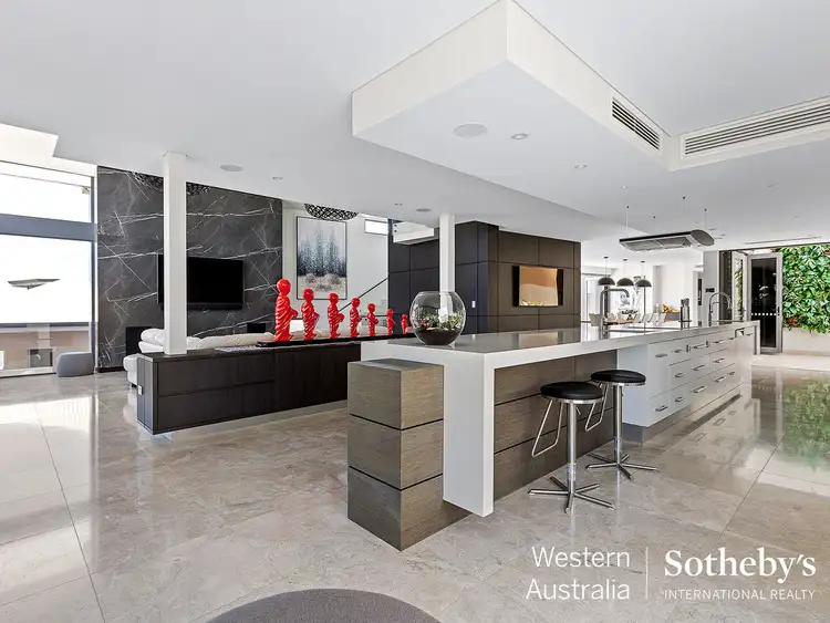 18 Swansea Promenade, Mindarie WA 6030