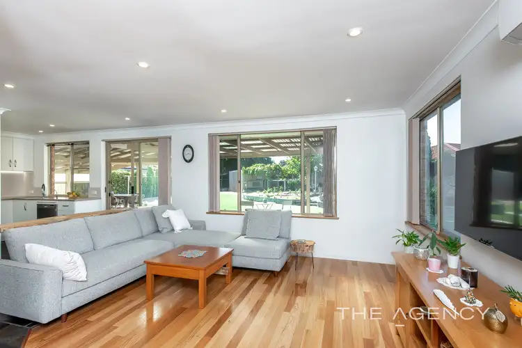 Sixth view of Homely house listing, 2 Athenian Close, Padbury WA 6025