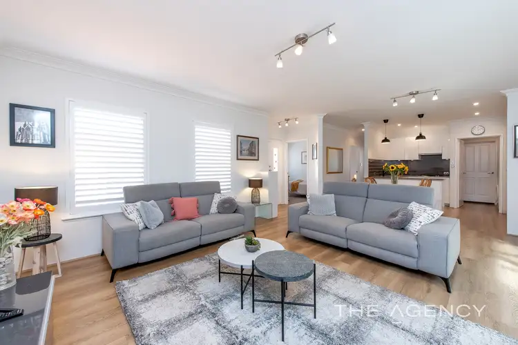 6/11 Endeavour Road, Hillarys WA 6025
