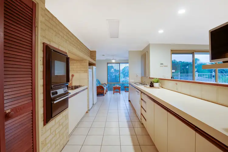 Fourth view of Homely house listing, 9 Stevens Place, Kardinya WA 6163