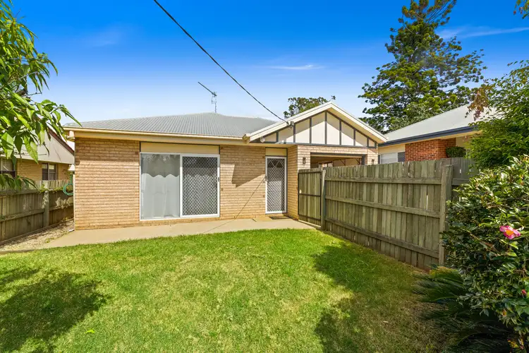 88 Stephen Street, Harristown QLD 4350