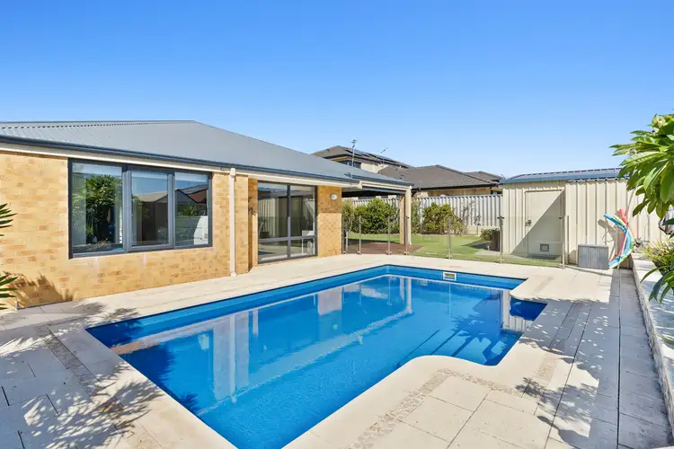 16 Bayeux Avenue, Port Kennedy WA 6172