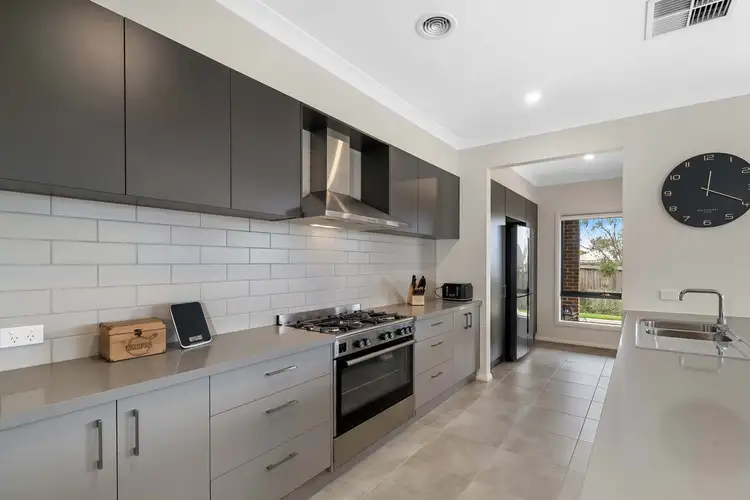 Main view of Homely house listing, 8 Henley Avenue, Warragul VIC 3820