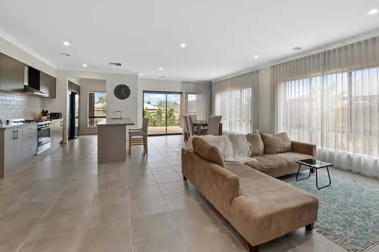 Fifth view of Homely house listing, 8 Henley Avenue, Warragul VIC 3820