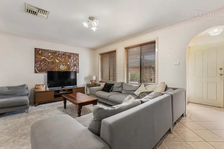 Second view of Homely unit listing, 1/7 Bentley Place, Wagga Wagga NSW 2650