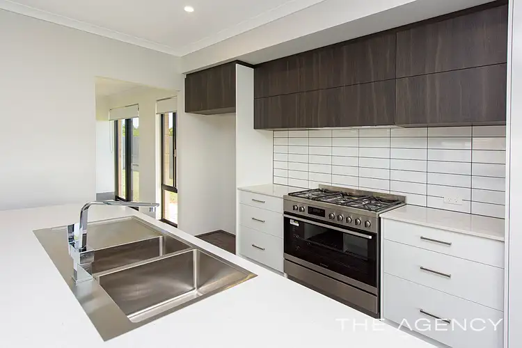 Sixth view of Homely house listing, 5 Carline Loop, Geographe WA 6280