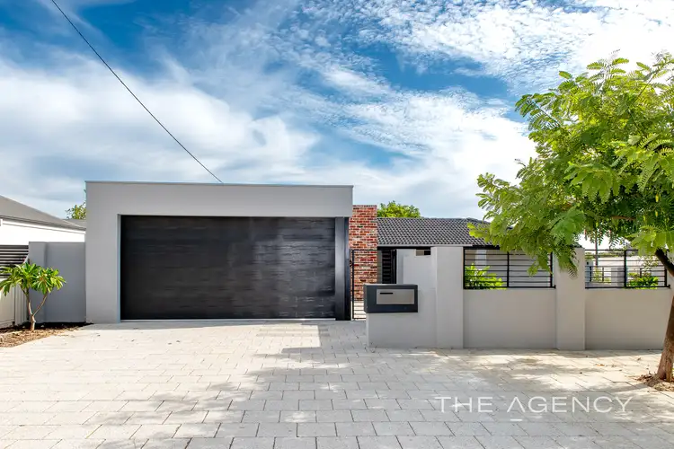 11 Harcourt Drive, Hillarys WA 6025