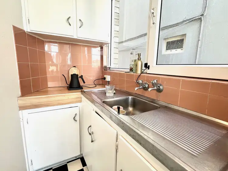 Third view of Homely studio listing, 1/1 Oak Lane, Potts Point NSW 2011