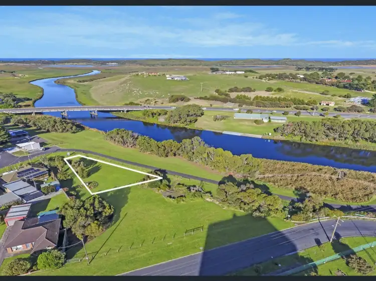 15 The Esplanade, Dennington VIC 3280