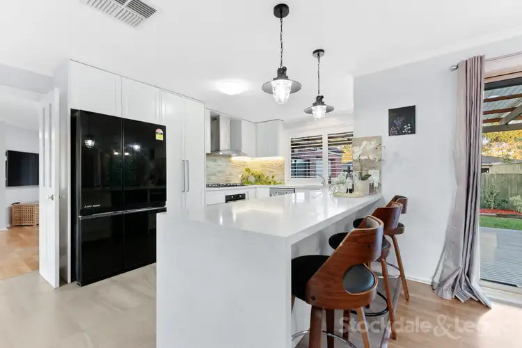 Fifth view of Homely house listing, 6 Roxy Close, Berwick VIC 3806