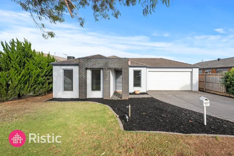 27 Laurence Way, Tarneit VIC 3029
