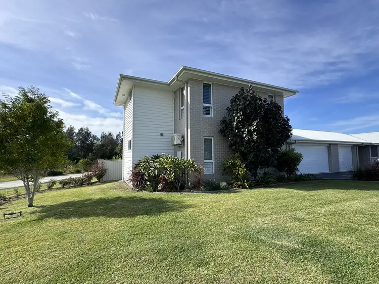 2/15 Marra Drive, Old Bar NSW 2430