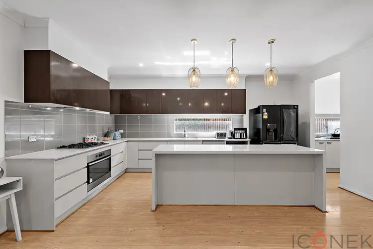 Second view of Homely house listing, 17 Hallowglen Drive, Wollert VIC 3750
