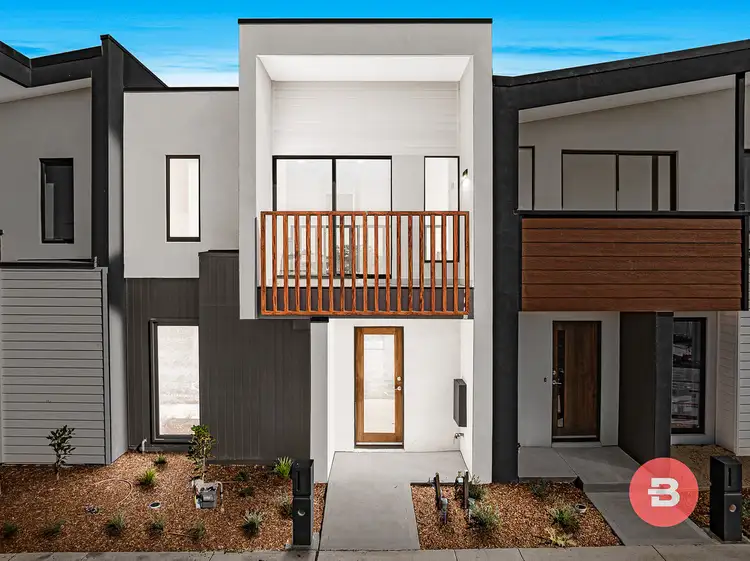 Main view of Homely townhouse listing, 4 Kalamata Walk, Wollert VIC 3750
