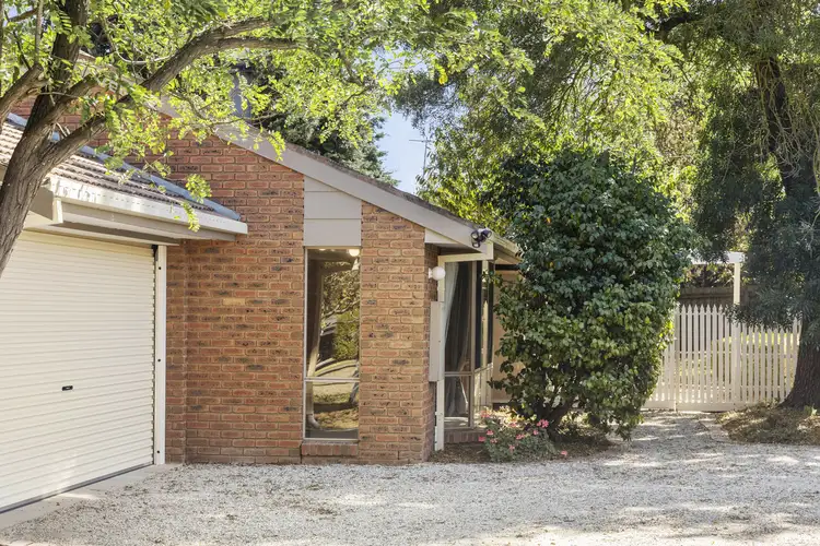 16 Scenic Court, Gisborne VIC 3437