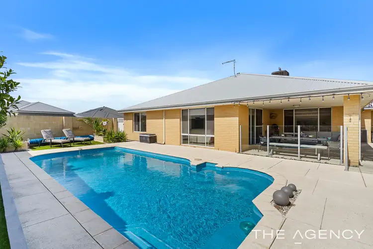 35 Flagstaff Crest, Secret Harbour WA 6173