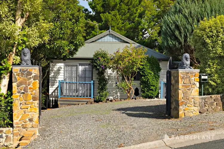 27 Terrys Avenue, Belgrave VIC 3160