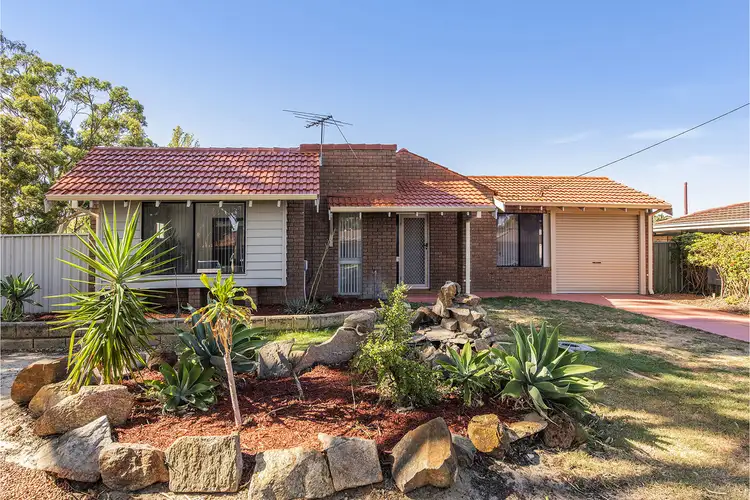 12 Sorrel Court, Forrestfield WA 6058