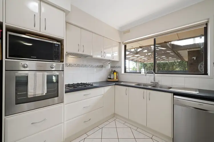 Fourth view of Homely house listing, 2 Oak Street, Sale VIC 3850