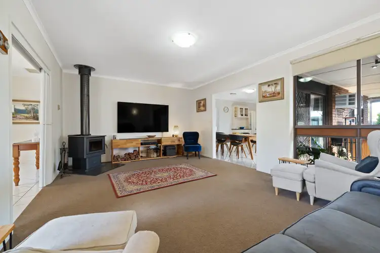Fifth view of Homely house listing, 2 Oak Street, Sale VIC 3850